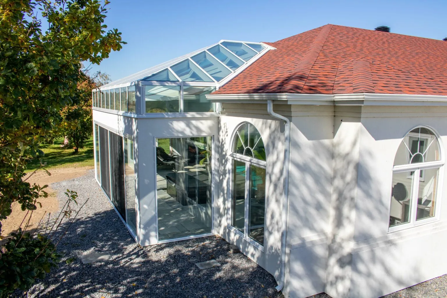 Solarium 4 saisons sur mesure — extension de maison à Québec