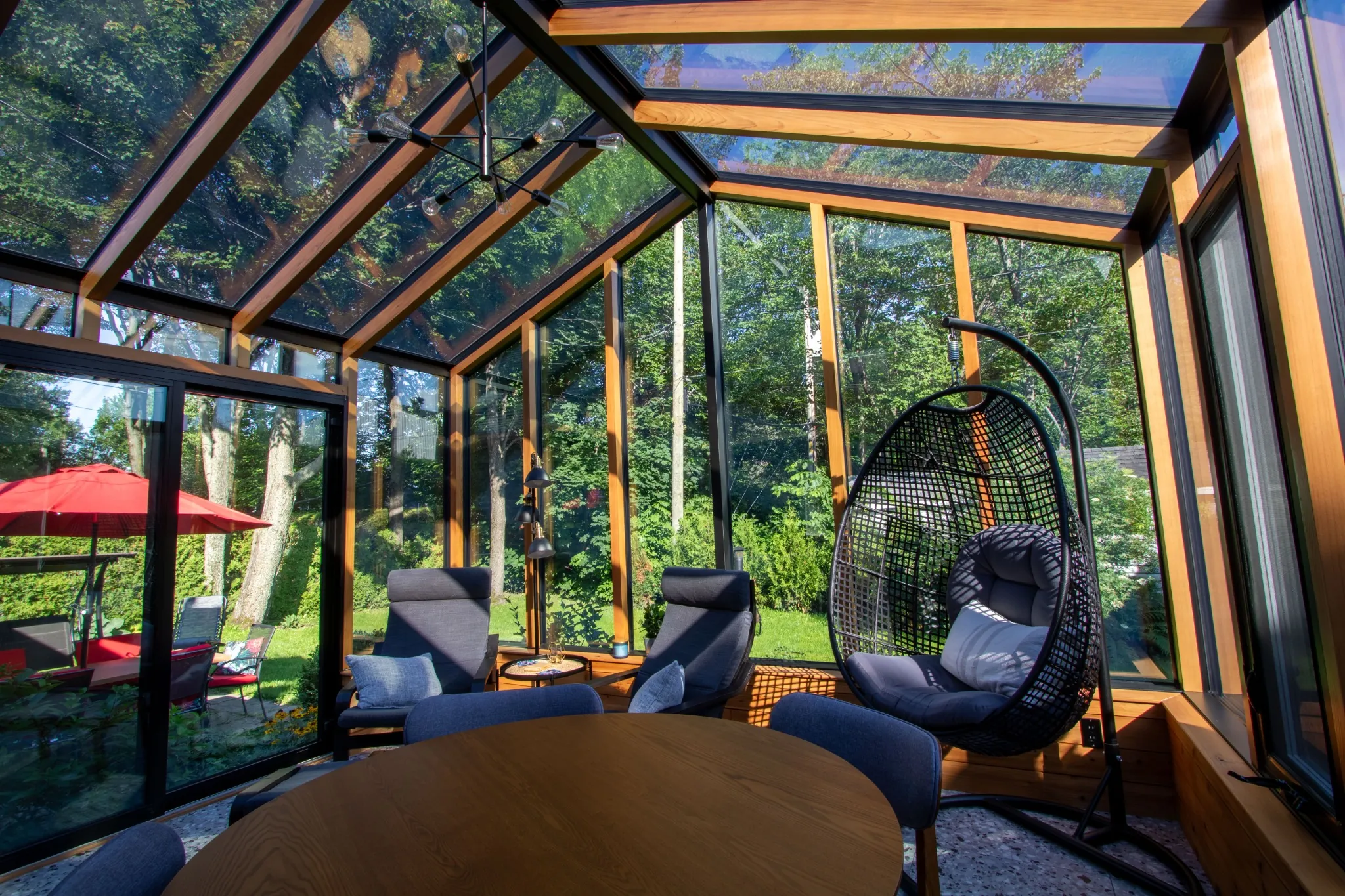 Salon lumineux — solarium 4 saisons sur mesure, Solarium Québec
